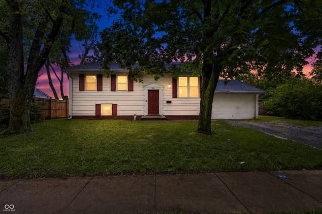 3651 Decamp Drive, Indianapolis, IN 46226, photo 3 of 16