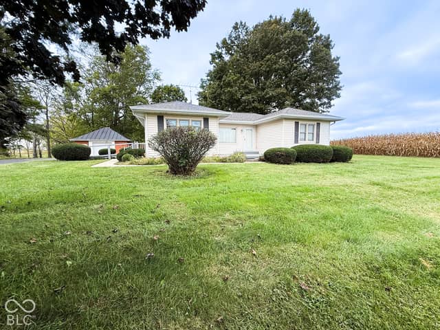 14718 N State Road 9, Hope, IN 47246, photo 4 of 17