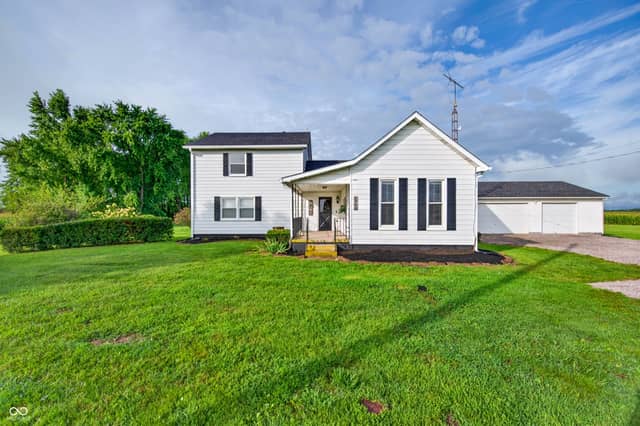 5365 E State Street E, Columbus, IN 47201, photo 2 of 90