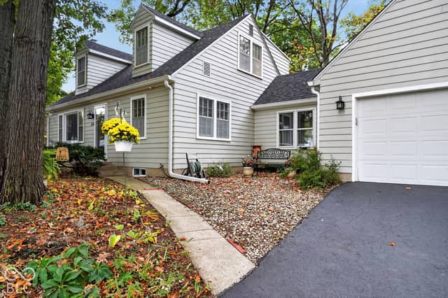 414 N Harbison, Indianapolis, IN 46219, photo 5 of 49