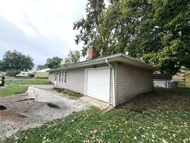 1507 Athens Street, Crawfordsville, IN 47933, photo 4 of 39