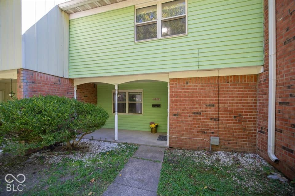 6442 Commons Drive, Indianapolis