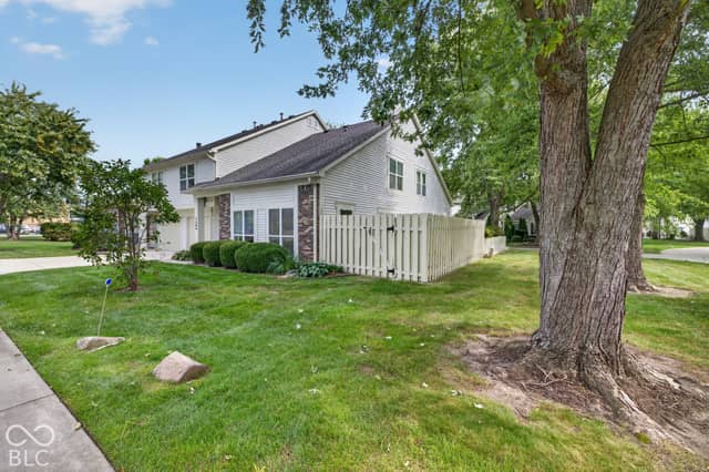 7504 Castleton Farms North Drive, Indianapolis, IN 46256, photo 2 of 46