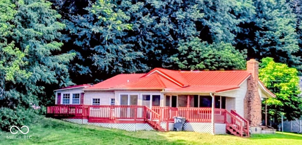 243 S Grand Avenue, Connersville