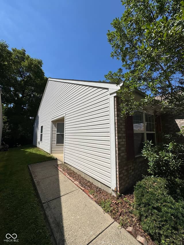 3616 Cedar Pine Place, Indianapolis, IN 46235, photo 4 of 17