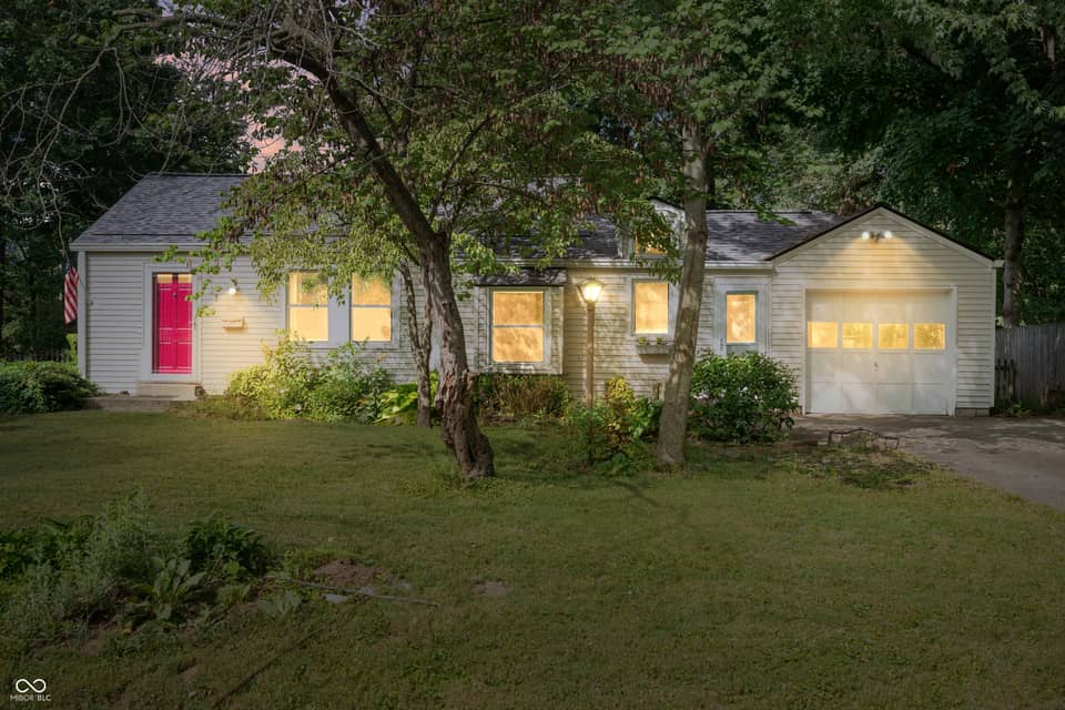 6528 Hillside Avenue, Indianapolis, IN 46220, photo 1 of 35