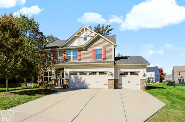1322 Cloverdale Trace, Greenwood, IN 46143, photo 2 of 50