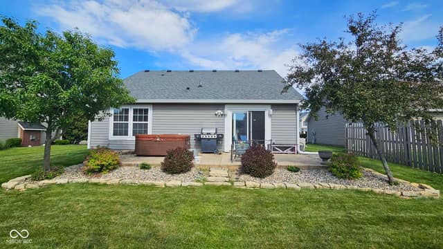 6192 N Woodhaven Drive, McCordsville, IN 46055, photo 3 of 31