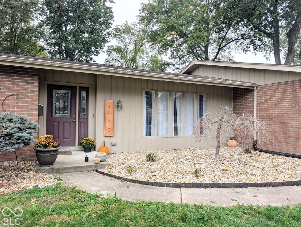 1640 South, Columbus, IN 47203, photo 1 of 44