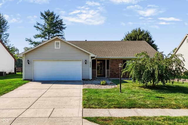 4235 Tarragon Drive, Indianapolis, IN 46237, photo 4 of 57