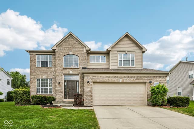 3992 Rowlett Place, Carmel, IN 46074, photo 3 of 57