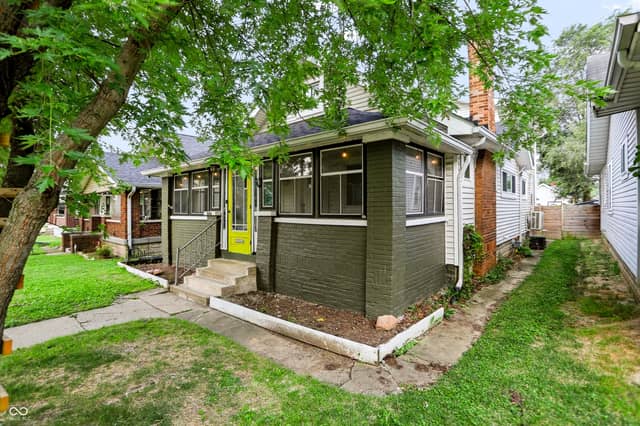 806 N Bosart Avenue, Indianapolis, IN 46201, photo 5 of 58