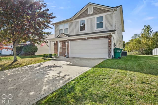 4332 Raintree Road, Indianapolis, IN 46234, photo 2 of 37