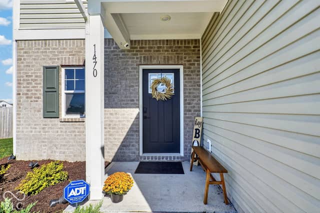 1470 Bella Rita Lane, Pendleton, IN 46064, photo 4 of 45