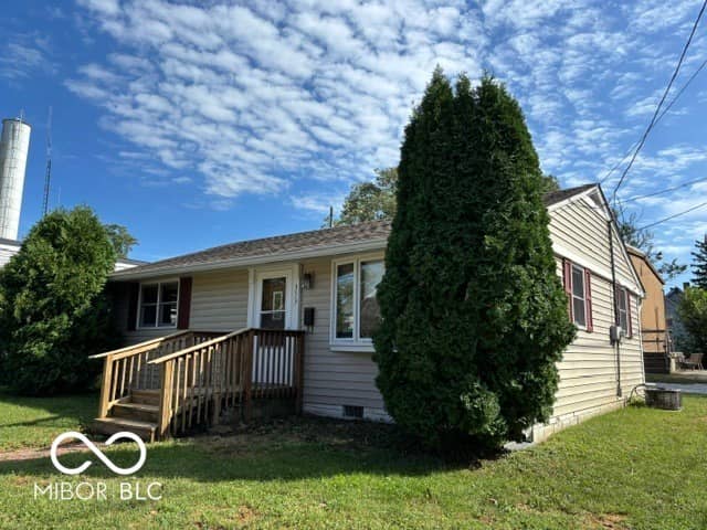 353 W Clinton Street, Danville, IN 46122, photo 3 of 11