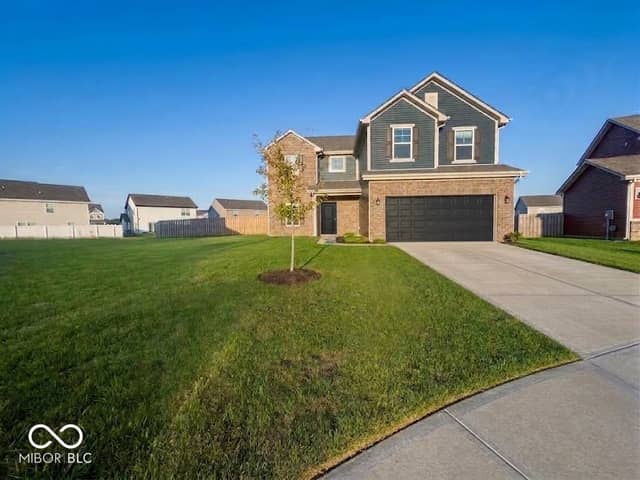 1593 Vision Court, Danville, IN 46122, photo 3 of 36