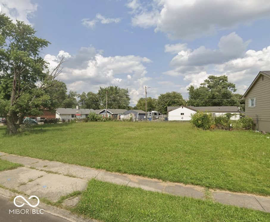 5133 Elmhurst Drive, Lawrence