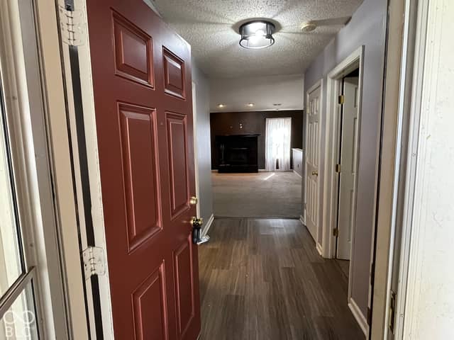10797 Muddy River Road, Indianapolis, IN 46234, photo 4 of 31