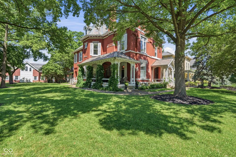 1504 N Park Avenue, Indianapolis, IN 46202, photo 1 of 103