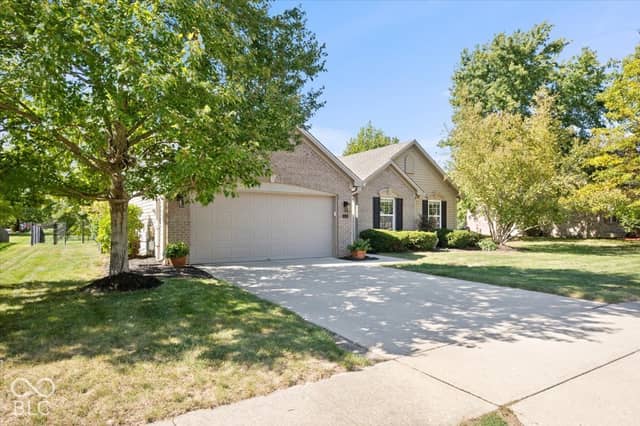 9348 N Bayfield Drive, McCordsville, IN 46055, photo 2 of 36