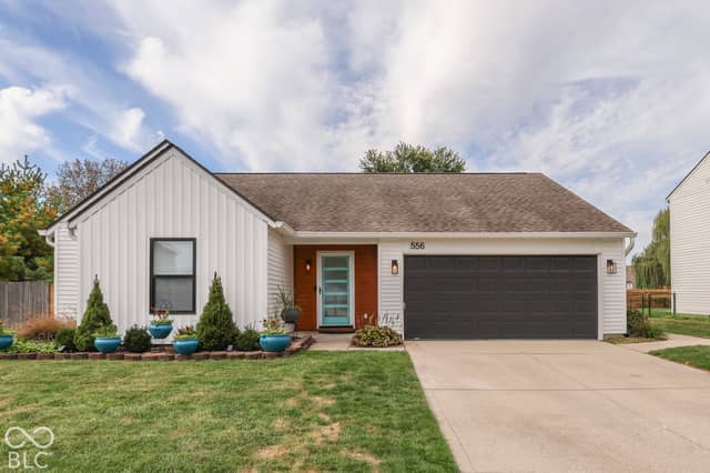 556 Hannah Place, Franklin, IN 46131, photo 2 of 55