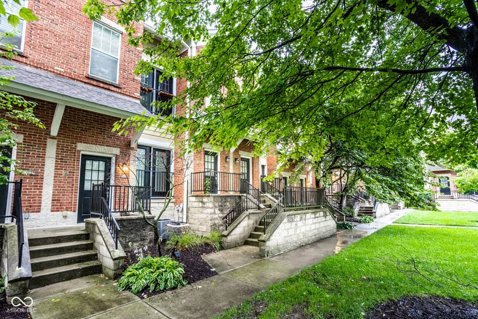 1109 Reserve Way, Indianapolis
