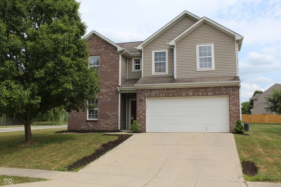 6455 Enclave Boulevard, Greenwood, IN 46143, photo 1 of 24