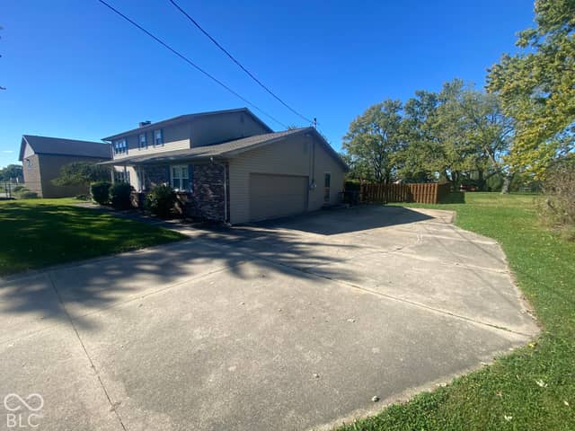 558 S 2nd Street, Upland, IN 46989, photo 4 of 48