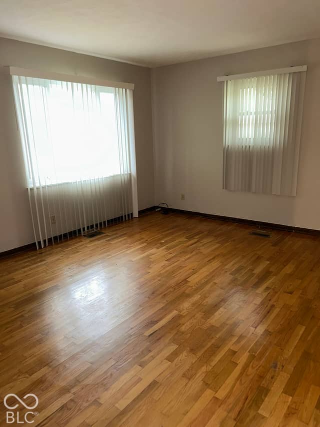 11151 Monroe Court, Indianapolis, IN 46229, photo 4 of 36