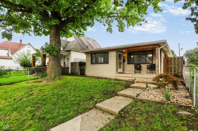 828 Cottage Avenue, Indianapolis, IN 46203, photo 3 of 54