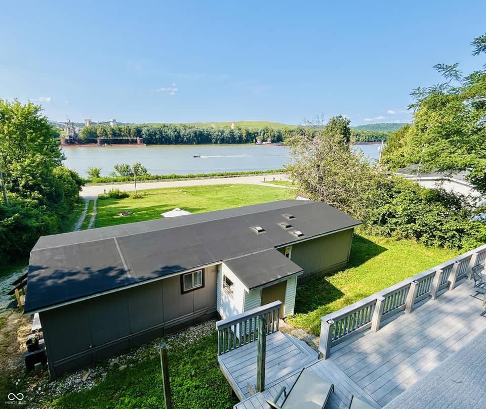 15585 N State Road 156, Patriot