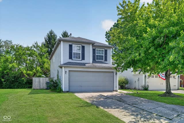 4621 Owls Nest Place, Indianapolis, IN 46254, photo 2 of 41