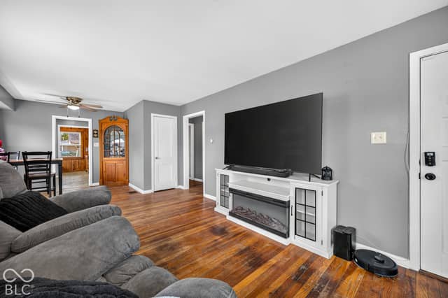 1302 Court, Columbus, IN 47201, photo 5 of 62