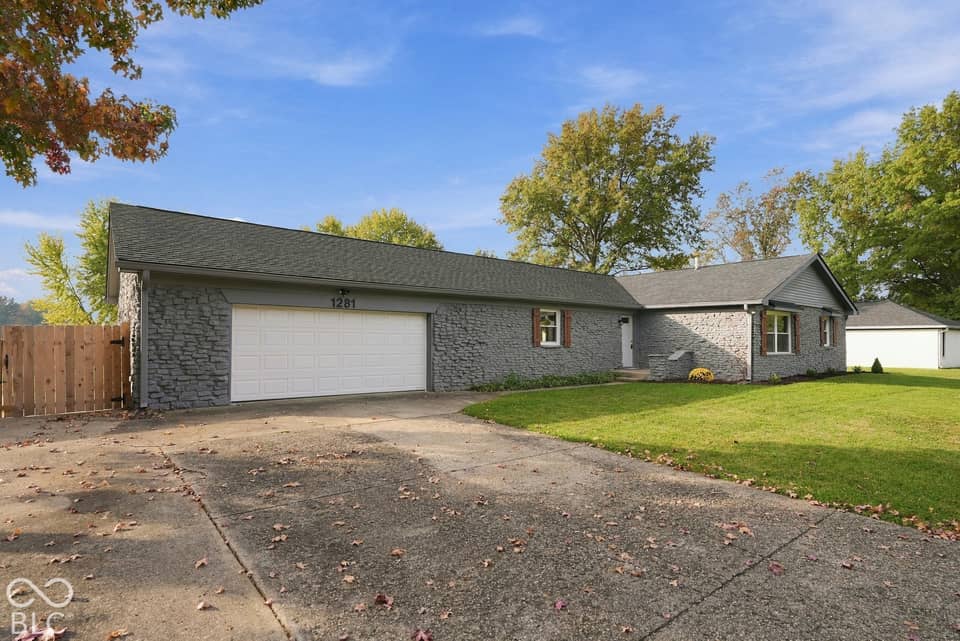 1281 Fox Trail Drive E, New Palestine, IN 46163, photo 1 of 41