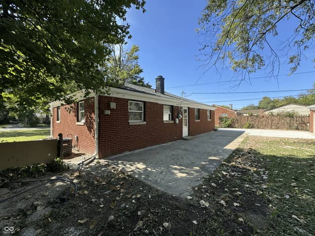 4209 Lesley Avenue, Indianapolis, IN 46226, photo 5 of 26
