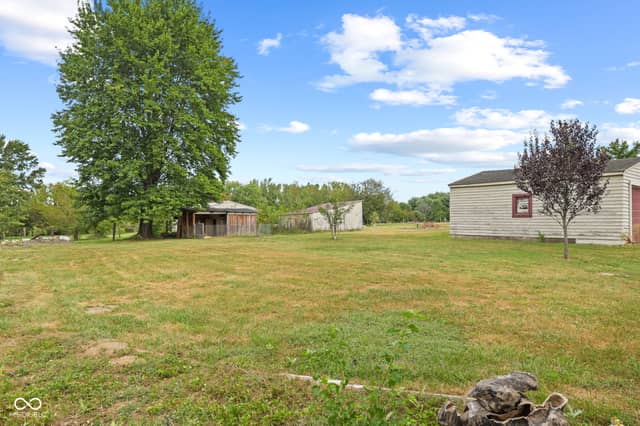 11826 S Marlin Road, Indianapolis, IN 46239, photo 4 of 26
