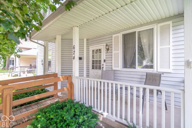 624 W Washington Street, Shelbyville, IN 46176, photo 4 of 25