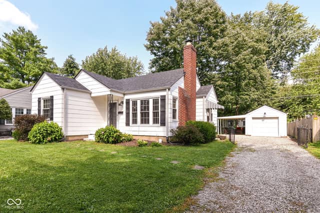 5323 Rosslyn Avenue, Indianapolis, IN 46220, photo 3 of 34