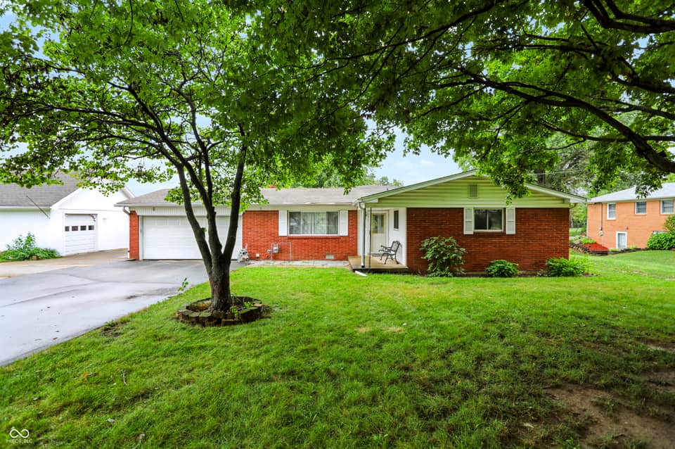 3105 Stella Drive, Greenwood