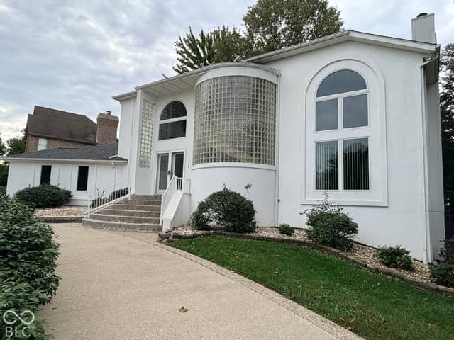5203 Northwood Drive, Columbus, IN 47201, photo 5 of 66