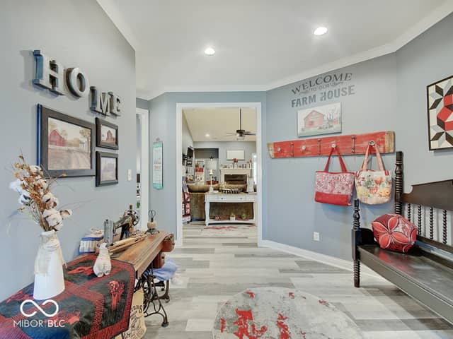 2814 Stones Bay Drive, Greenwood, IN 46143, photo 5 of 39