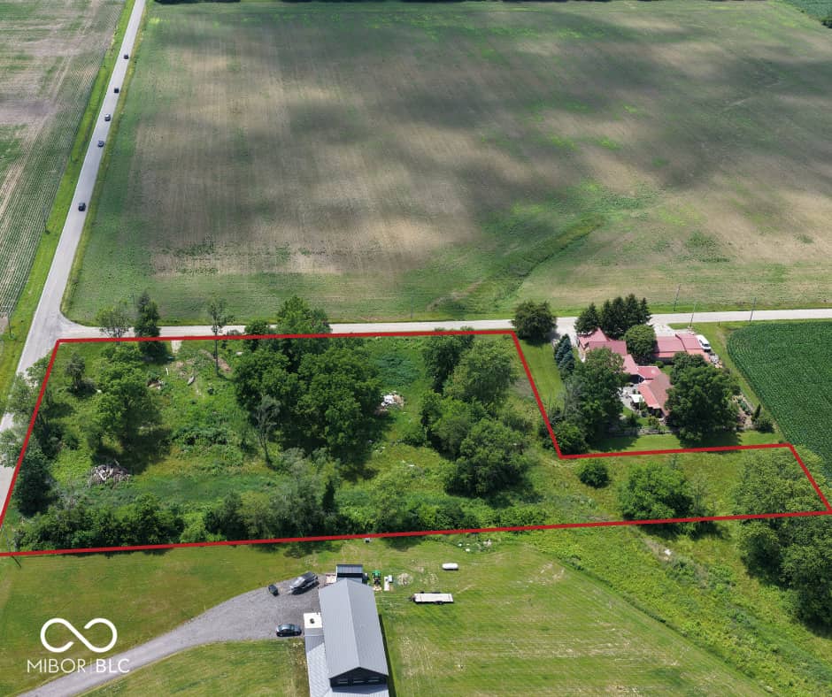 9010 E 300 N, Whitestown