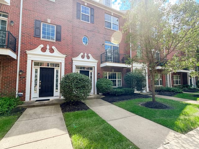 11910 Riley Drive #4, Zionsville, IN 46077, photo 2 of 44
