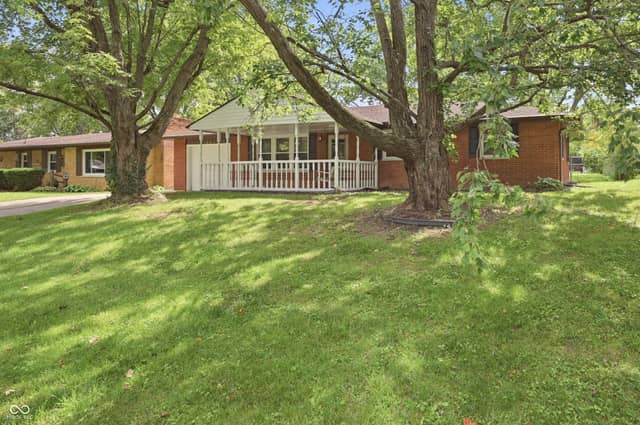 5805 E Carolyn Drive, Muncie, IN 47303, photo 3 of 20