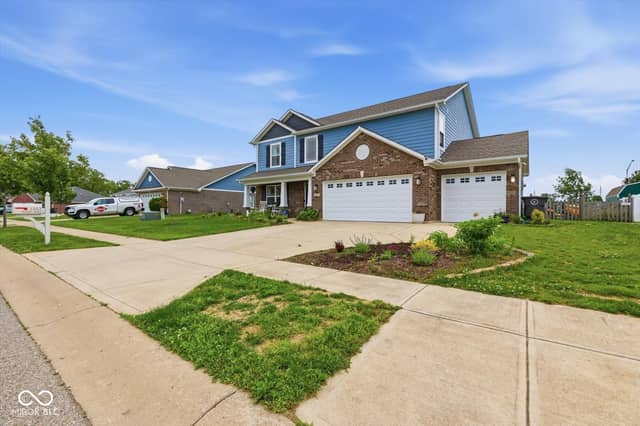1553 Bush Way, Shelbyville, IN 46176, photo 5 of 47
