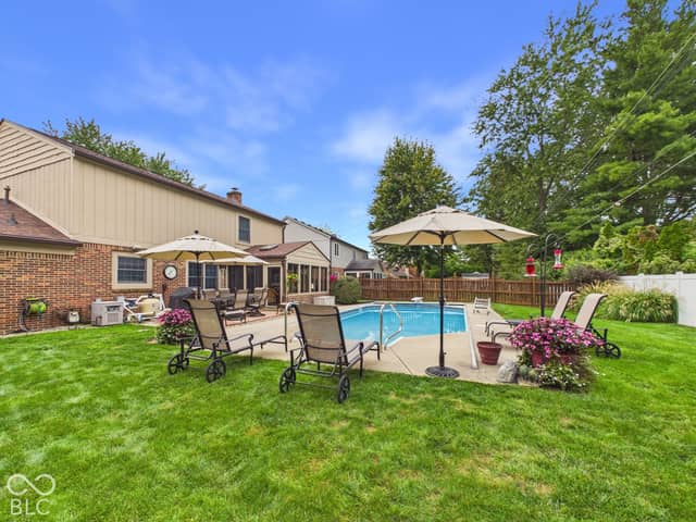 2106 Hillcrest Avenue, Anderson, IN 46011, photo 5 of 38