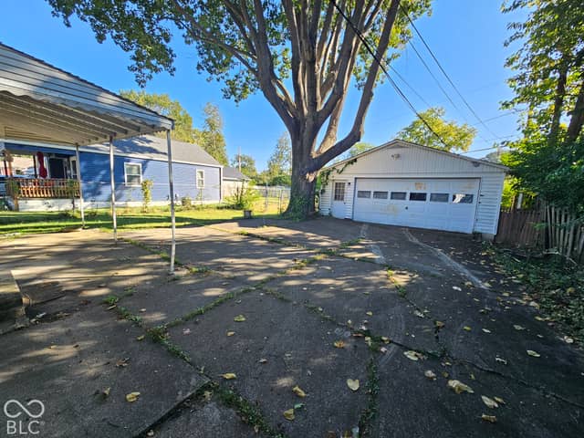 3209 N Tacoma Avenue, Indianapolis, IN 46218, photo 2 of 23
