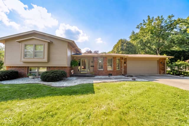 601 Woodmere Drive, Anderson, IN 46011, photo 3 of 35