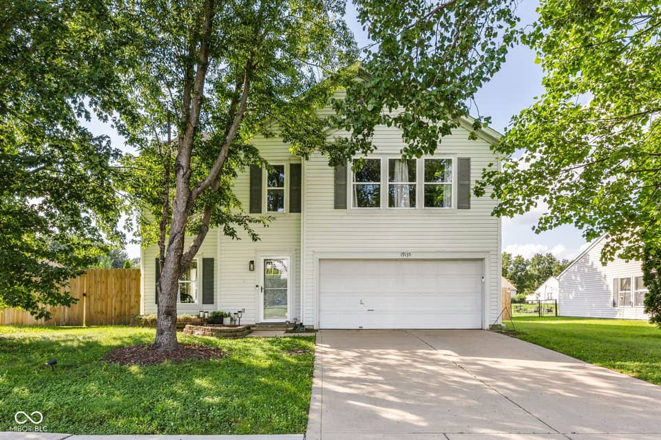 19135 Calico Aster Drive, Noblesville