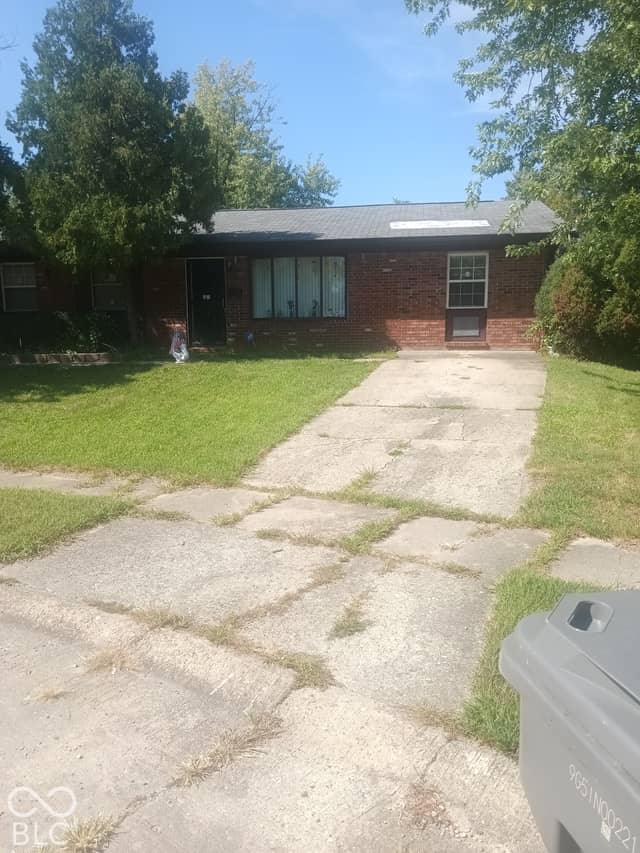 3944 Kivet Court, Indianapolis, IN 46235, photo 3 of 21